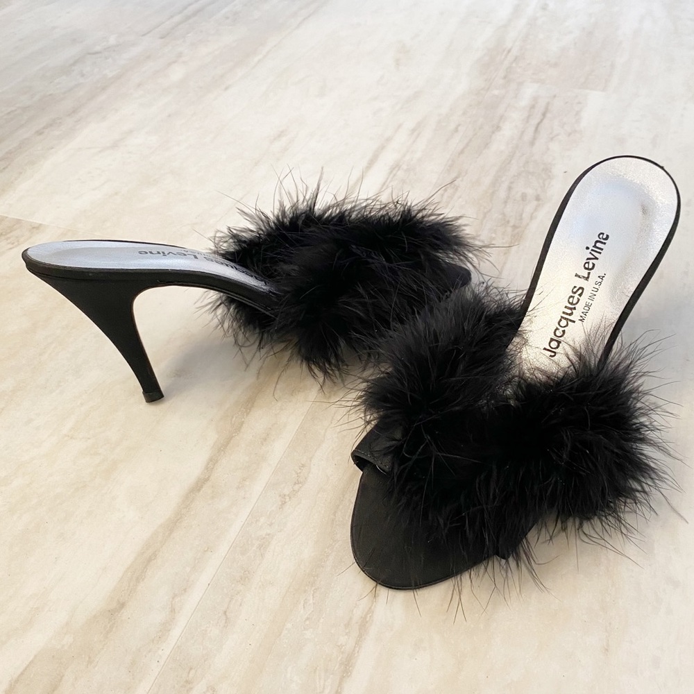 Jacques Levine Sz 7M Black Feather Heels Mules Vintage
